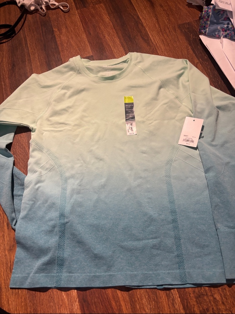 Women's Ombre Crewneck Sweater in Mint to Teal